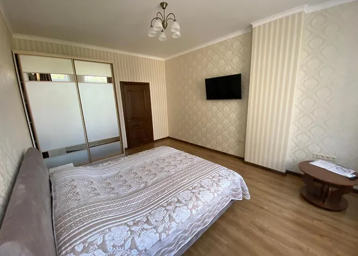 на французькому бульварі біля моря та інституту філатова Daire